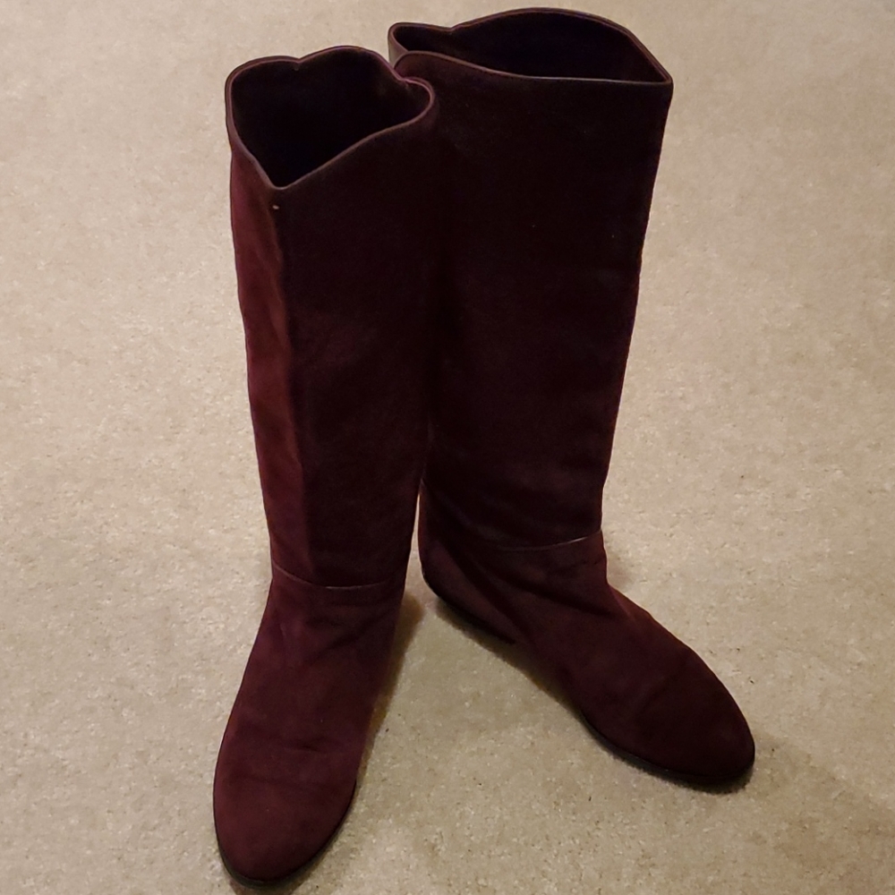 Bettini Italian boots with leather trim..